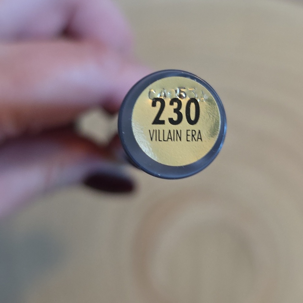 Milani Stayput Liquid Lipstick Collection, #230 Villain Era, All New, 5 Tubes - Picture 4 of 6
